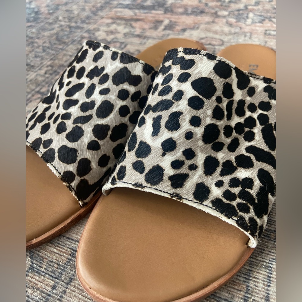 EMU Australia Gannet Leopard slide